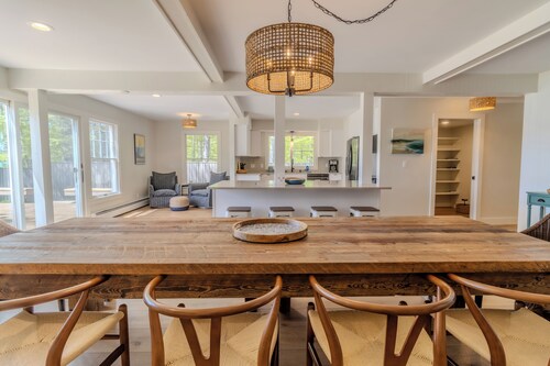 Gather and Relax on Little Glen Lake at Blue Haven