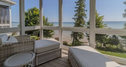 Dreamy Northern Michigan Escape, Chateau Sunrise