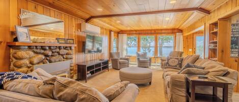 Smart TV, DVD player