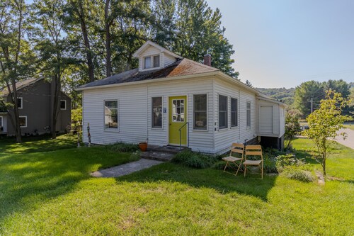 Wilce Cottage Your Cozy Empire Getaway