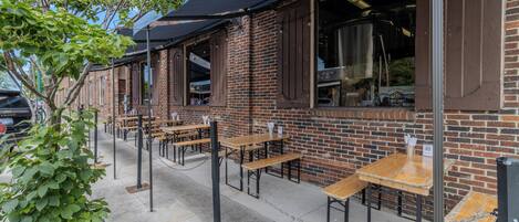 Restauration extérieure