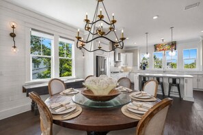 Dining - Elegant Prominence South | Fire Pit + Walk to Pool + LSV (Inlet Beach)