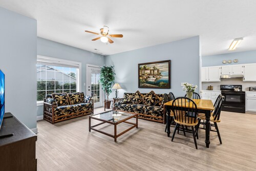 Captains Cabin Too | 5-Min Walk to Beach • Your Home by the Shore