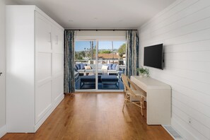 Smart TV - Ocean Views | SFR | Hot Tub | AC | Fire Pit (San Diego)