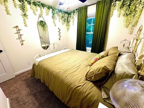 Room - (Clarksville)