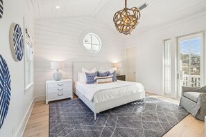 Iron/ironing board, free WiFi, bed sheets - Watersound! Private Pool, LSV/Golf Cart, Bikes, Fireplaces! (Watersound)