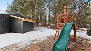 Children’s area - Camper - The Mother Lode (Boise County)