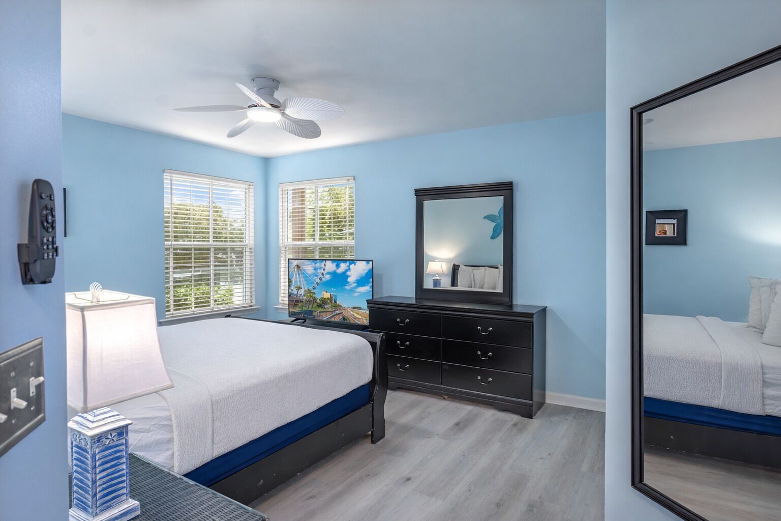 Bügeleisen/Bügelbrett, kostenloses WLAN, Bettwäsche