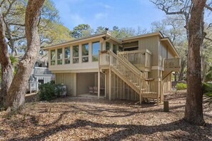Exterior - 3 BR/2 Ba Sunroom  Amenity Access Golf Views (Seabrook Island)