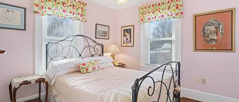 1 多间卧室、WiFi、床单