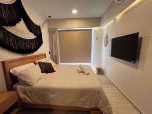 2 bedrooms, iron/ironing board, free WiFi, bed sheets - NEW Beautiful apartment with pool view + 2 bicycles. (Tulum)