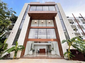 Exterior detail - NEW Beautiful apartment with pool view + 2 bicycles. (Tulum)
