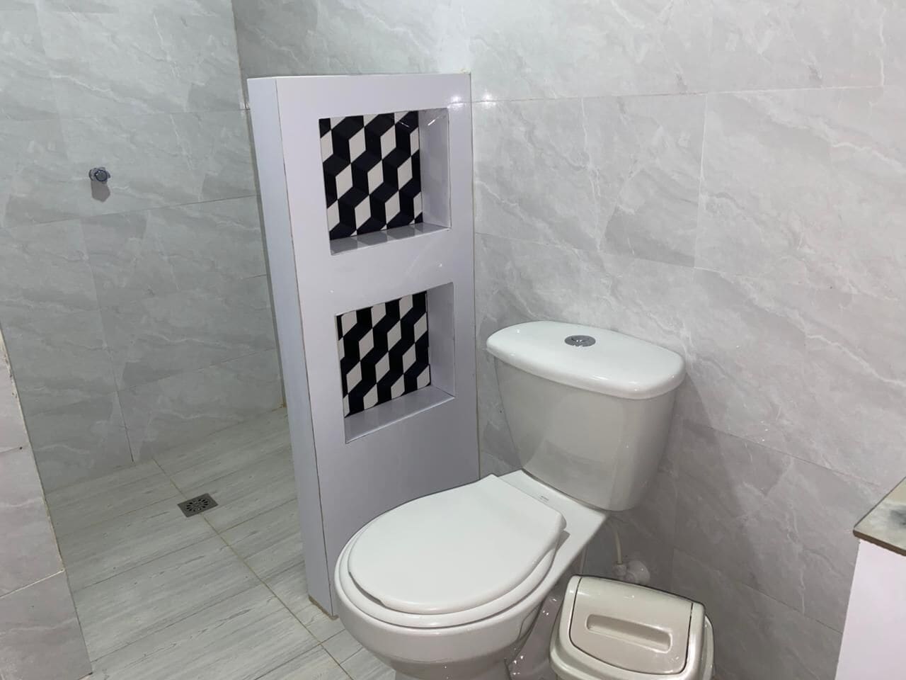 Dobbeltrom – comfort | Bad | Håndklær, såpe og toalettpapir