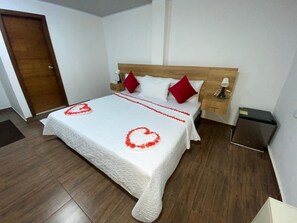 Deluxe Double Room | Desk, laptop workspace