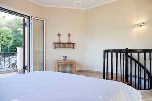 Nôi/giường cho trẻ sơ sinh