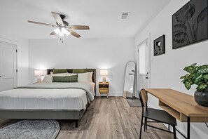 Strykejern/-brett, wi-fi og sengetøy