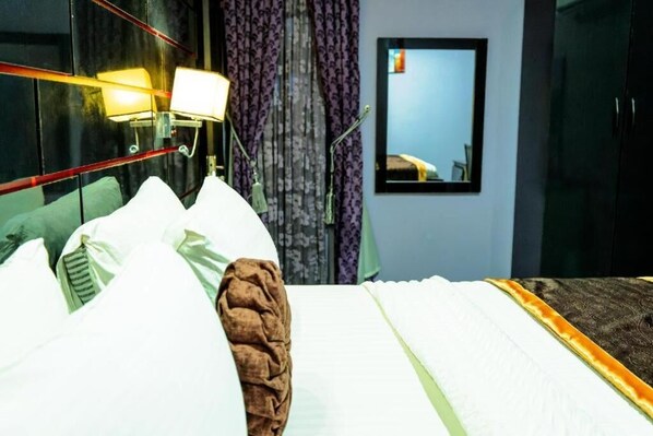 In-room safe, free WiFi - St Regis Hotel and Resort (Benin City)