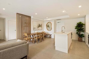 Interior - Luxury 2BR Palm Beach Apartment (Gold Coast)