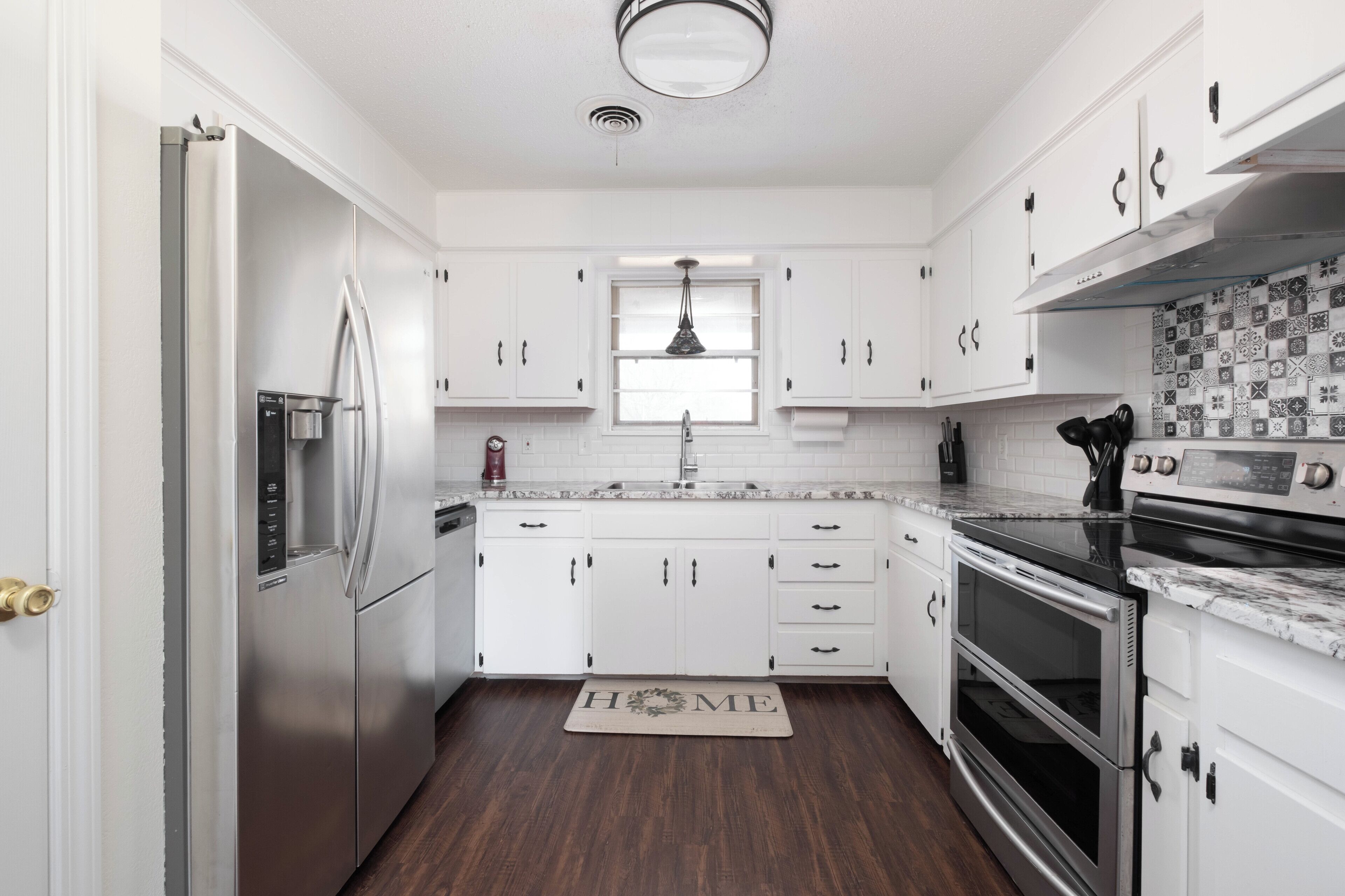 Microwave, oven, stovetop, dishwasher