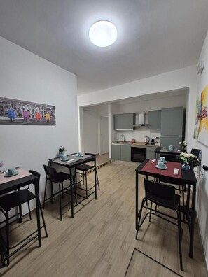 Dining - AppiaNuova478 - ChiacchioProperty (Roma)