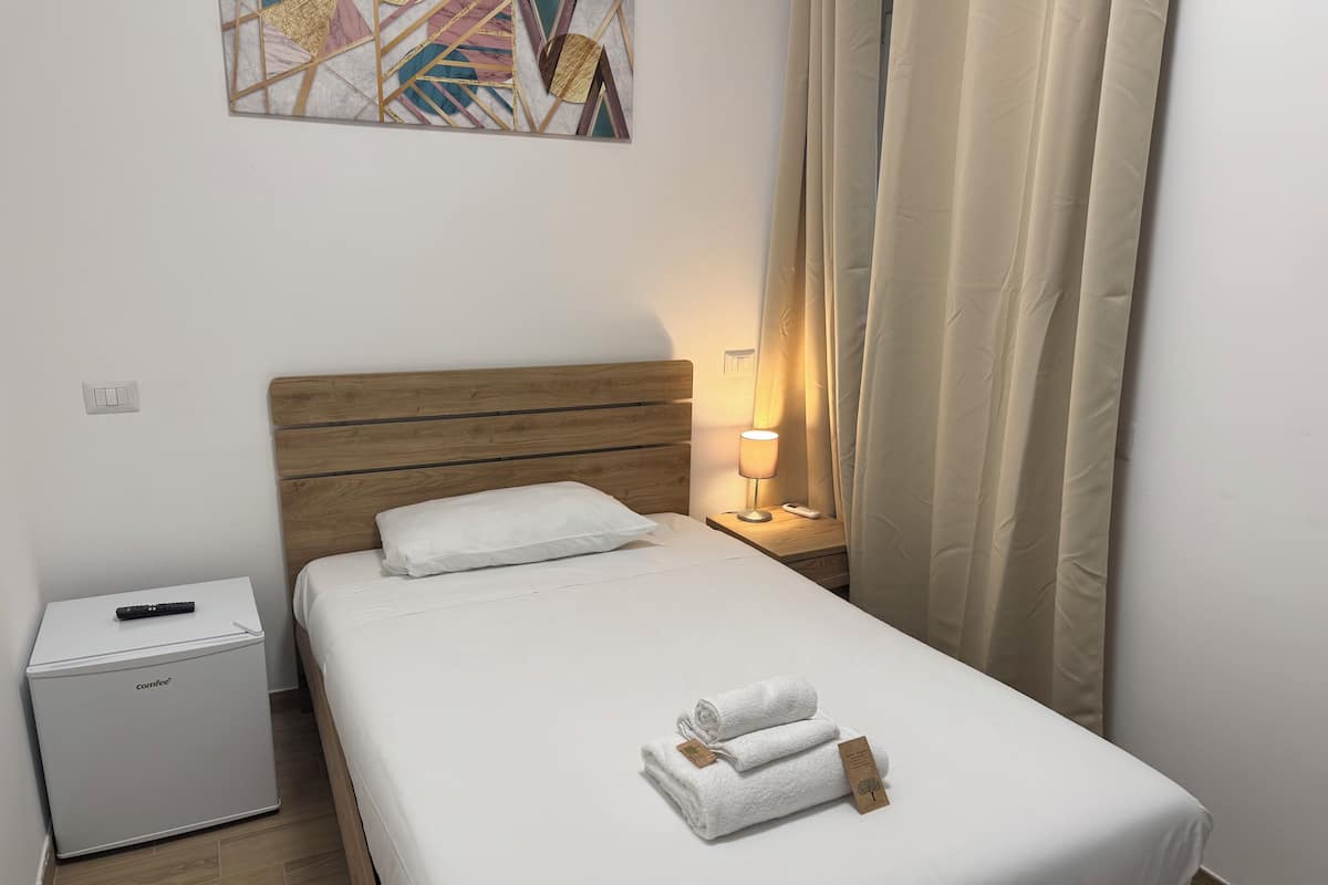 Single Room, Courtyard View