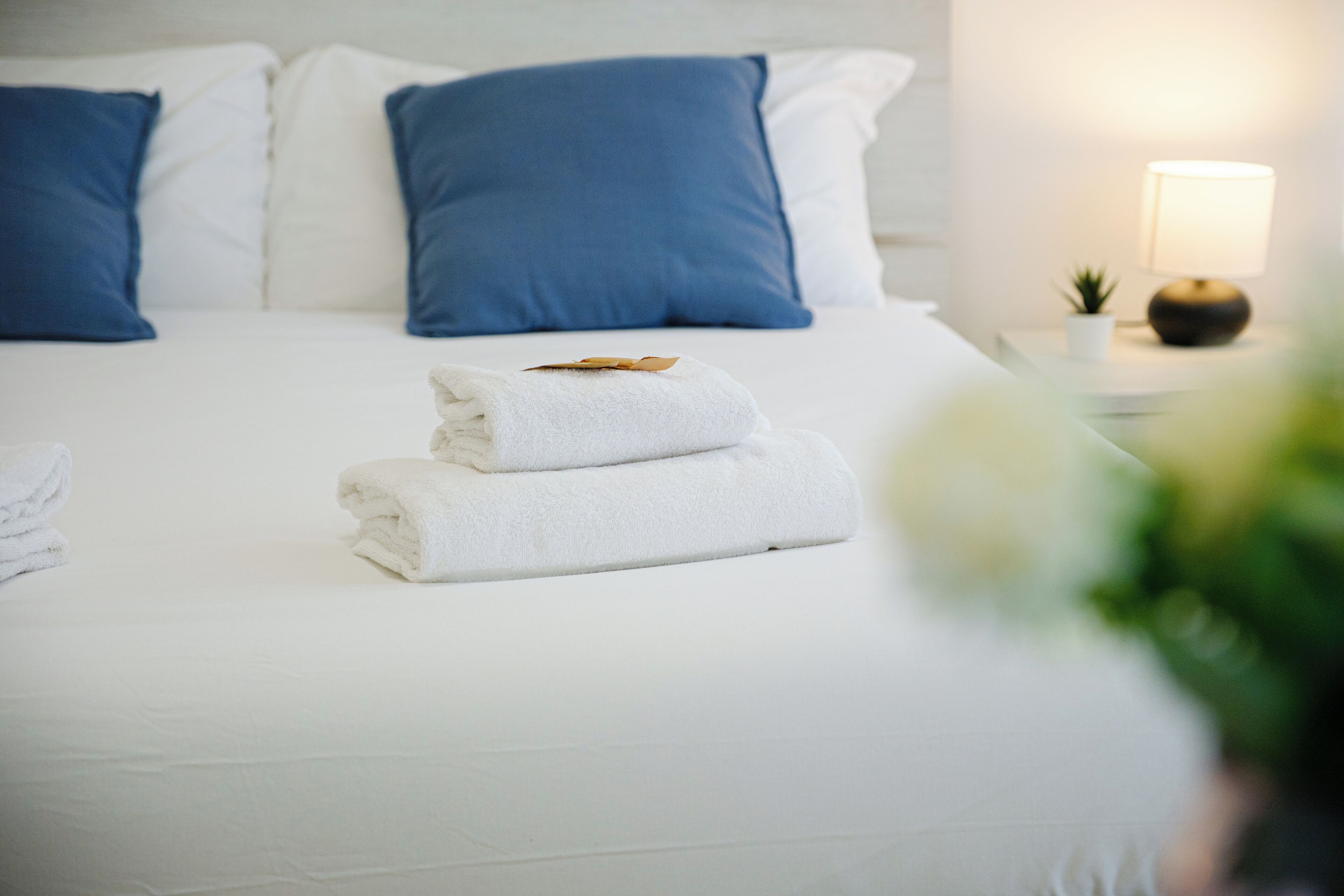 双人房, 阳台, 城市景观 | 熨斗/熨衣板、免费 WiFi、床单