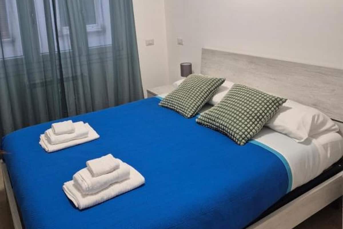 Double Room, Courtyard View | Iron/ironing board, free WiFi