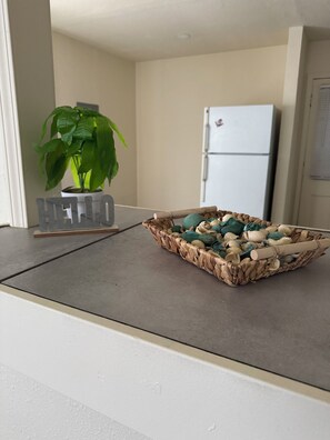 Interior - Sugar Creek’s Finest (Sugar Creek)