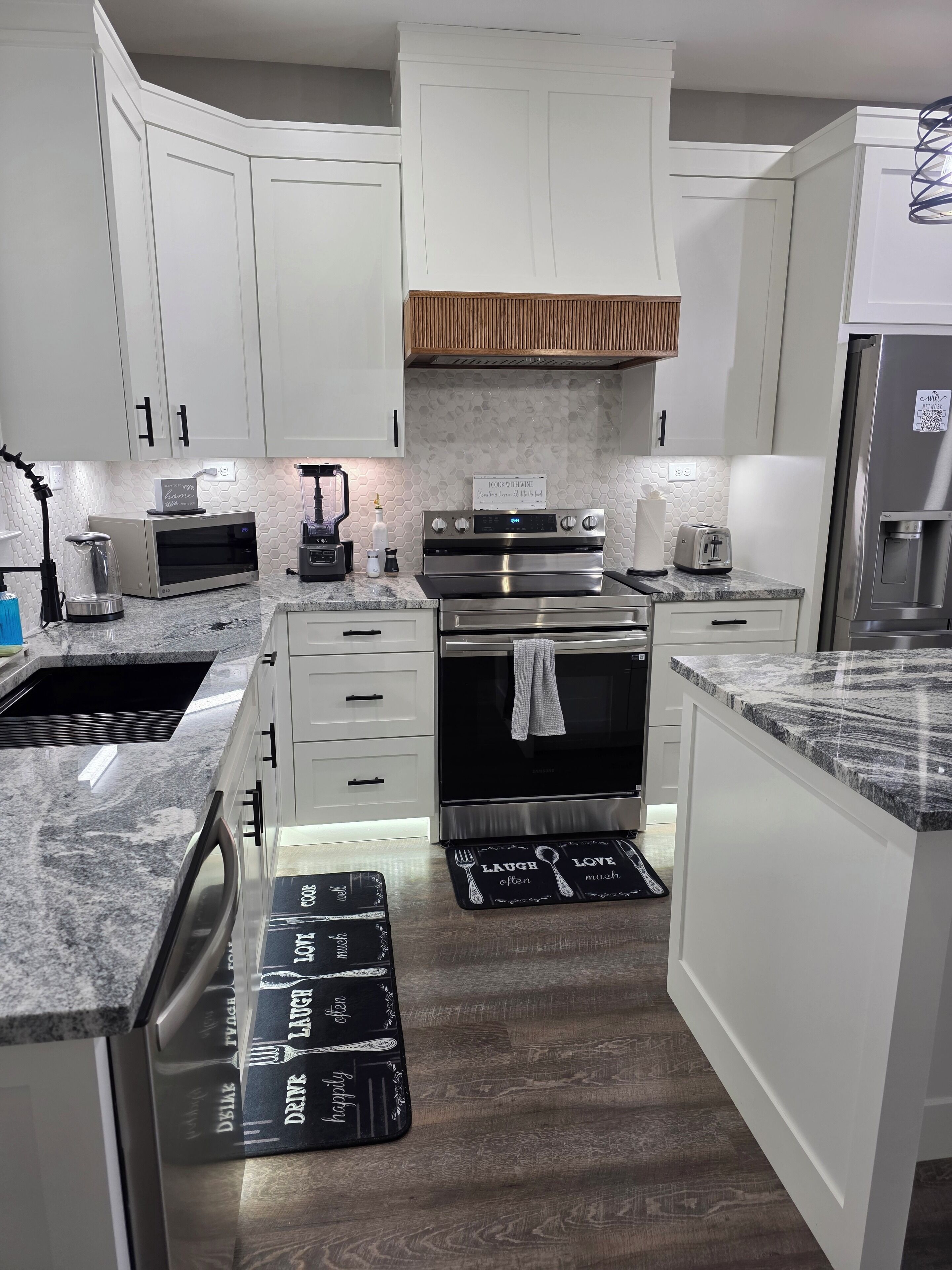 Microwave, oven, stovetop, dishwasher