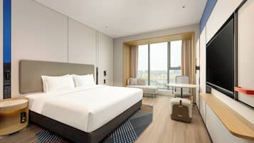 Premium bedding, down comforters, desk, blackout drapes