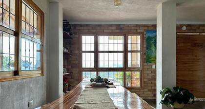 Cozy family cottage with pool and great view