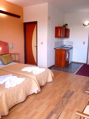 Room - Sun City Apartments (Chania)