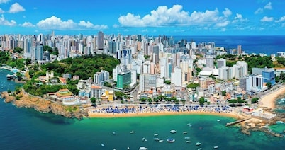 Spacious Barra Ocean View Luxury King Condo with Rooftop Pool - Sleeps 4 - NEW!