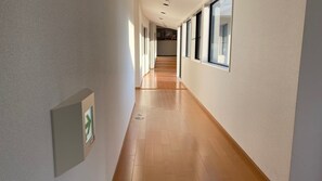 Interior - Seaside Garden DAY OFF (Tateyama)