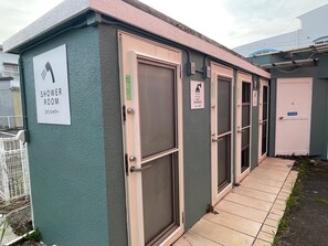 Exterior detail - Guest House & Restaurant Michishio (Toyo)