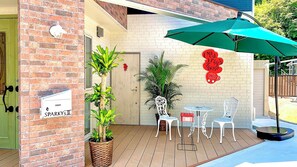 Exterior detail - Sparky's House / House II (Naoshima)