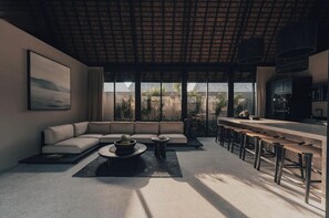 Luxury Villa, Pool View | Living area