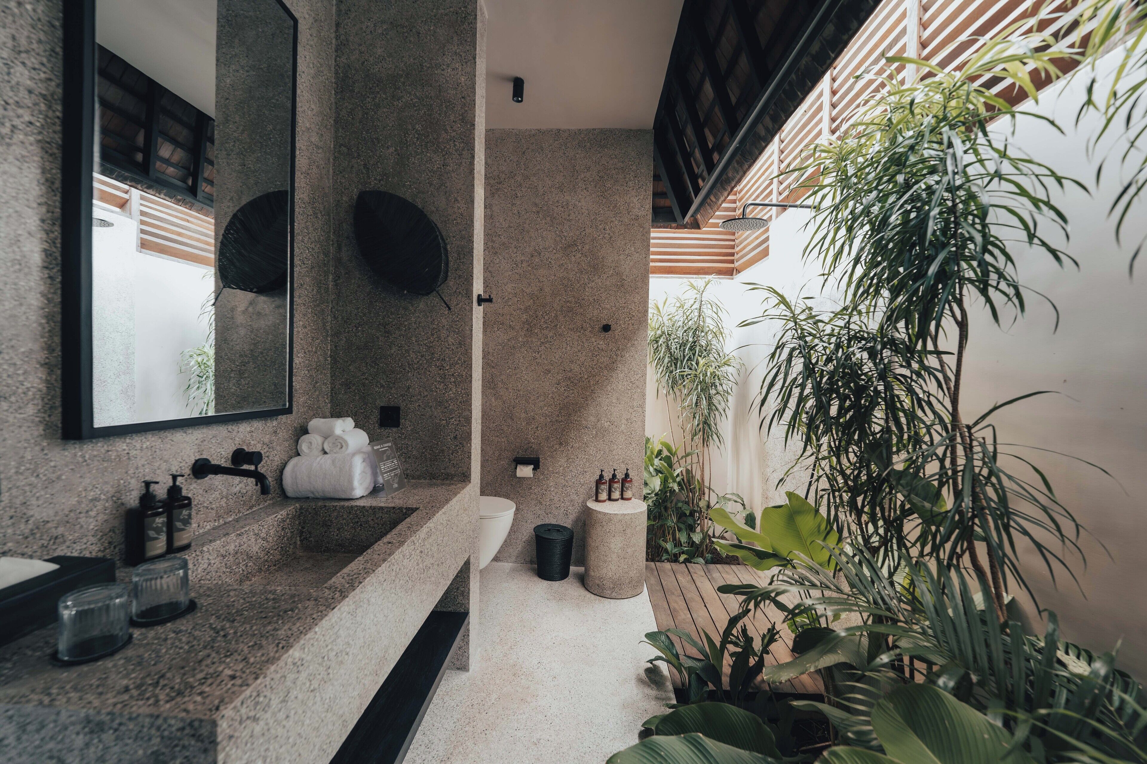 Luxury Villa, Pool View | Bathroom | Hair dryer, bidet, towels, soap