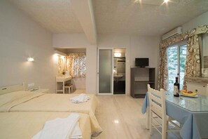 Room - Pallada Apartment (Agios Vasileios)
