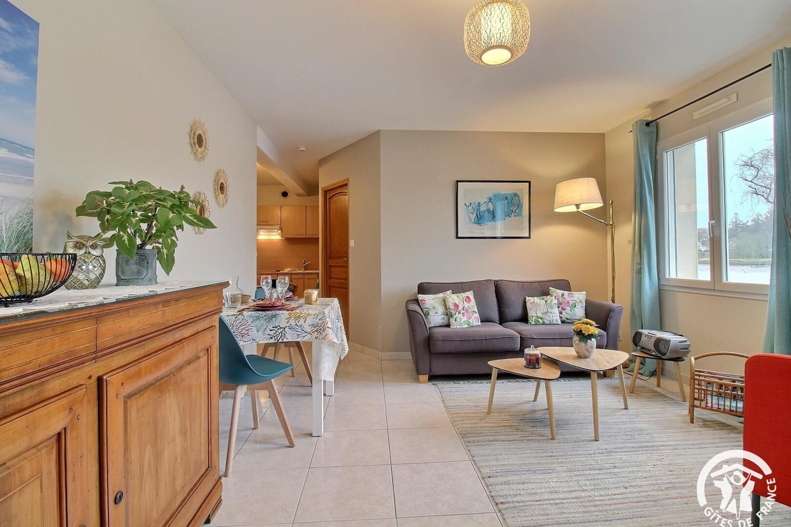 電視、書籍、音響