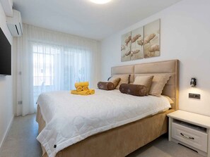 Room - Holiday apartment with cosy furnishings and large loggia (Poreč)