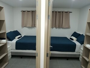 Iron/ironing board, Internet, bed sheets - Exclusive location, close to the Mall and main attraction. (San Salvador)