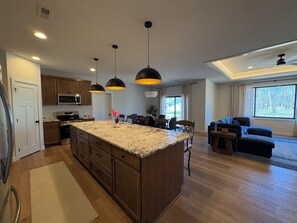 Interior - Brand New 4 Bedroom Cabin in Breezy Point with Game Room (Pequot Lakes)