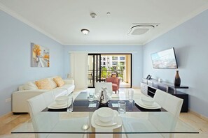Smart TV - 1BR1BA Condo w/Pool & Resort Amenities @ PalmBeach (Noord)
