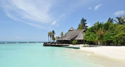 Komandoo Island Resort & Spa - Adults Only