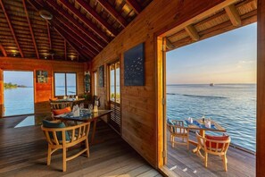 Outdoor dining - (Komandoo)