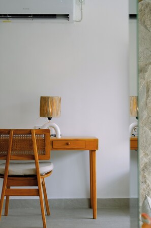 Interior - Sunset Bamboo by Pertama Management (Seminyak)