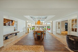 Dining - Bali-Inspired 7BR Private Oasis Walk to Palm Beach (Noord)