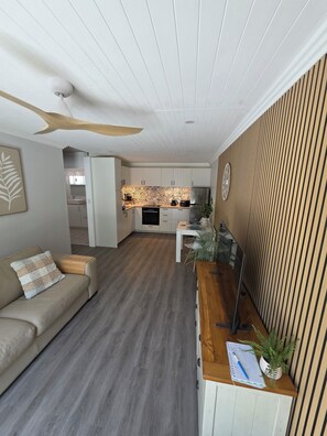 Interior - Kookaburra Corner. Quiet, picturesque, private rental in Capel Western Australia (Capel)