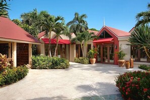 Exterior - Sandals Grande Antigua (St. John's)